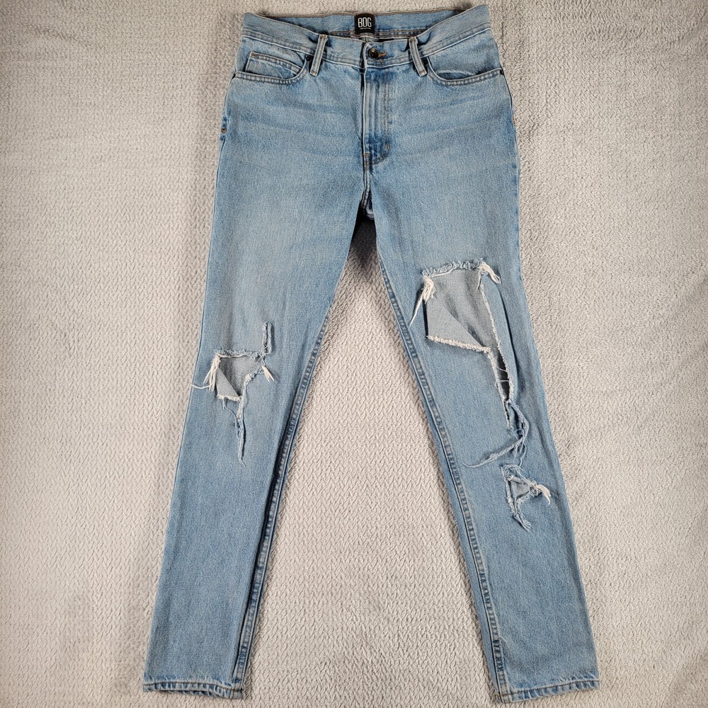 BDG Urban Outfitters very distressed slim blue jeans size 32X34